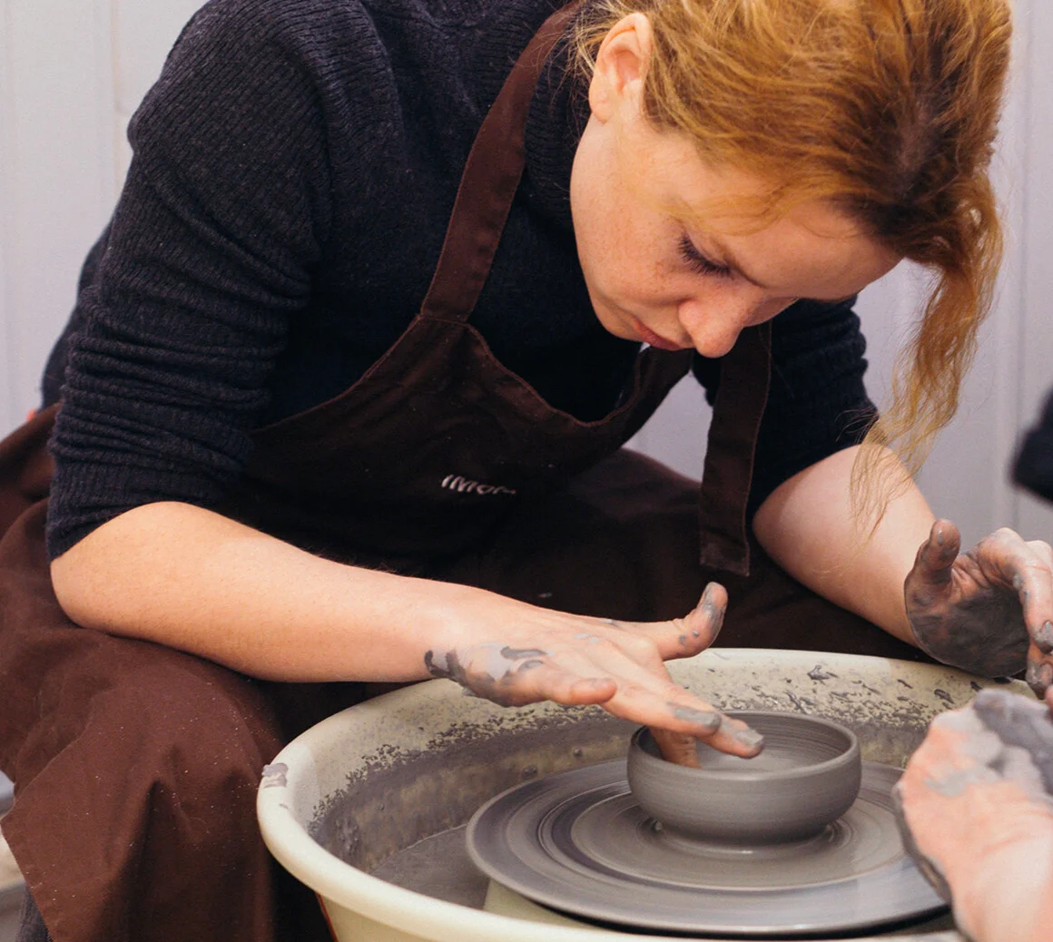 Мастер-класс за гончарным кругом
