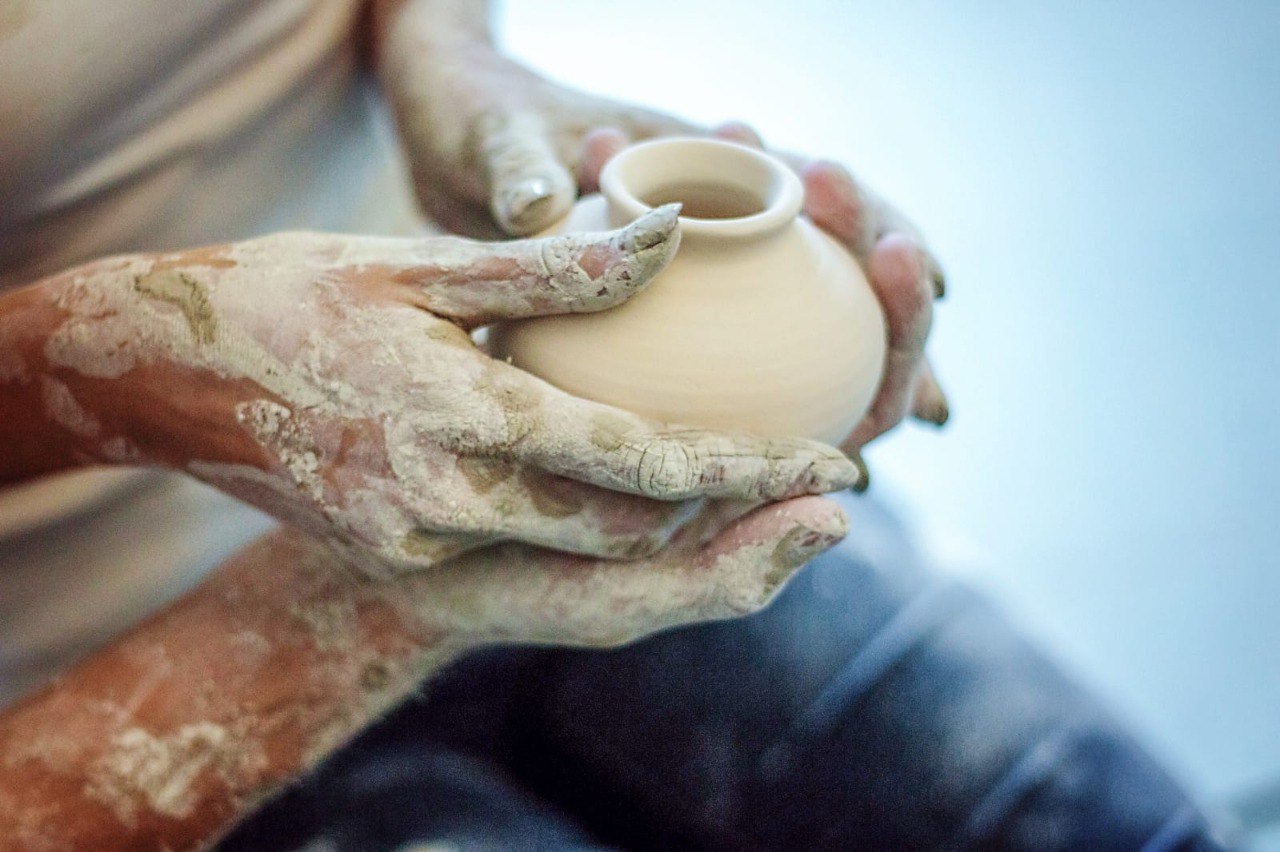 Свидание в гончарной мастерской