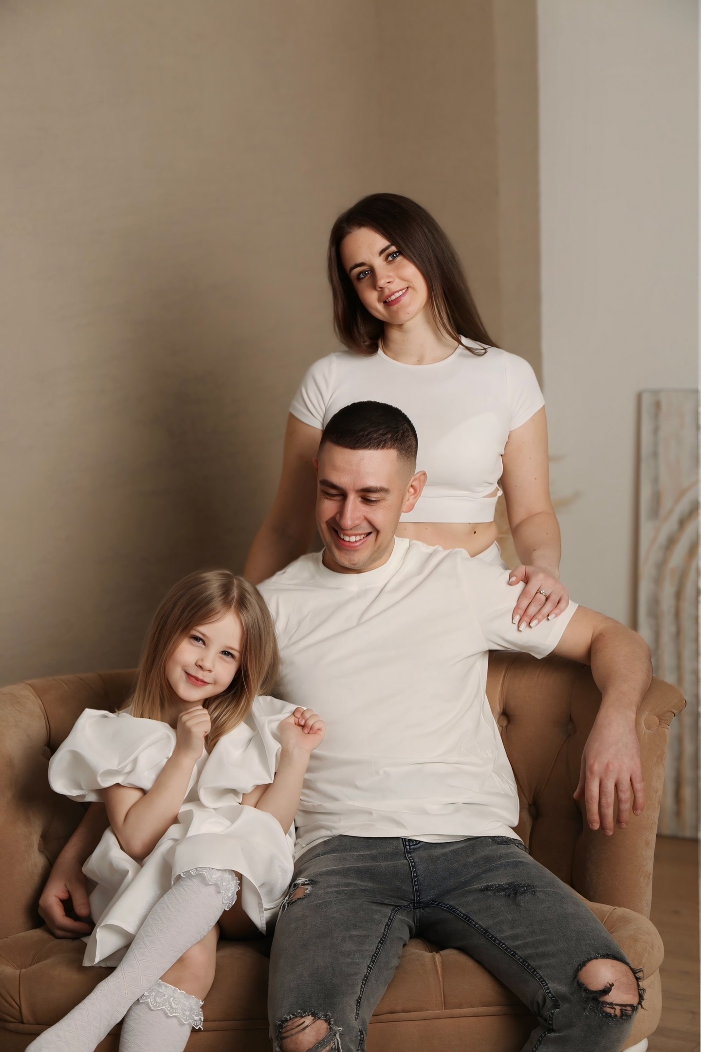 Семейная фотосессия в студии