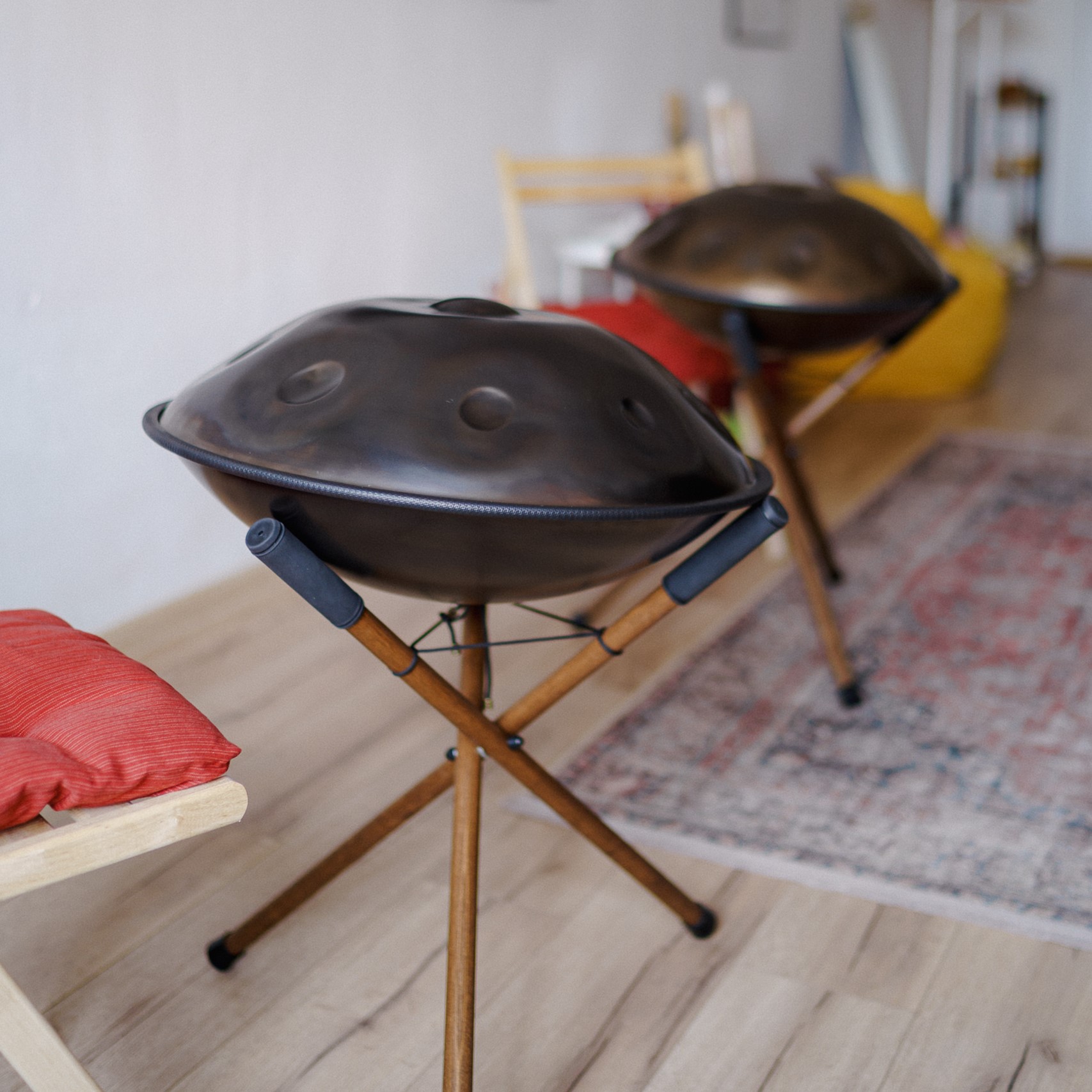 Занятие по игре на хэндпане для двоих