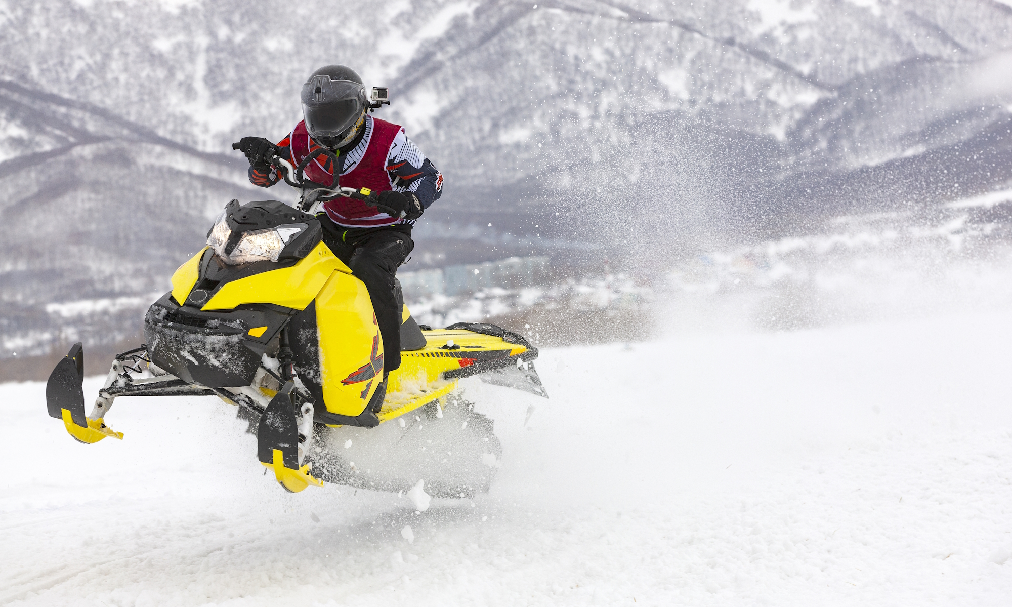 Прогулка на снегоходах