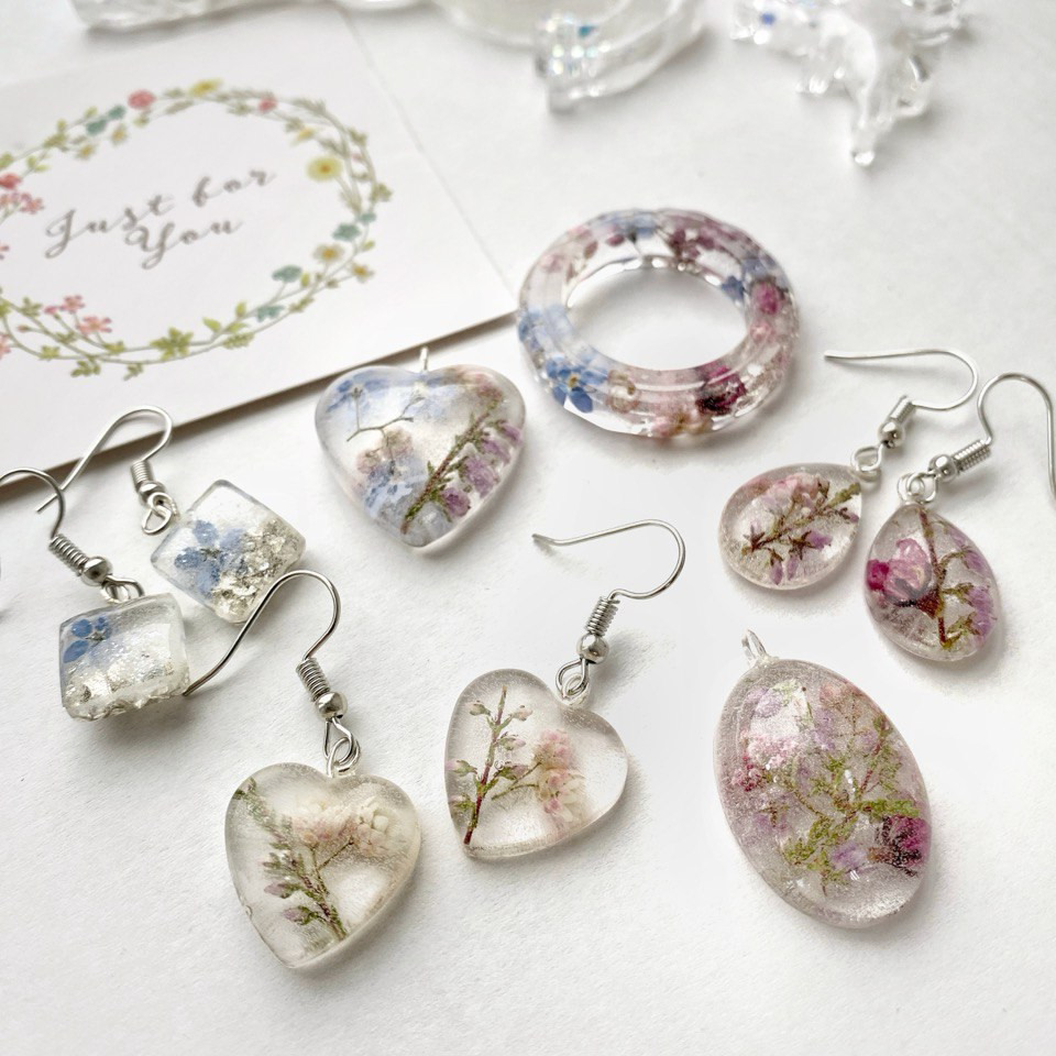 Мастер-класс "Украшения из ювелирной смолы"