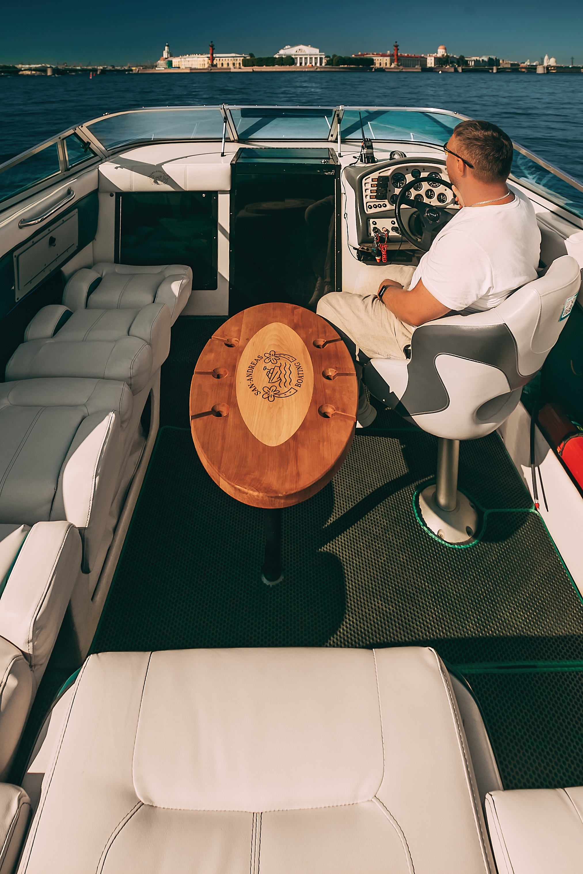 Прогулка на катере "Катюша"